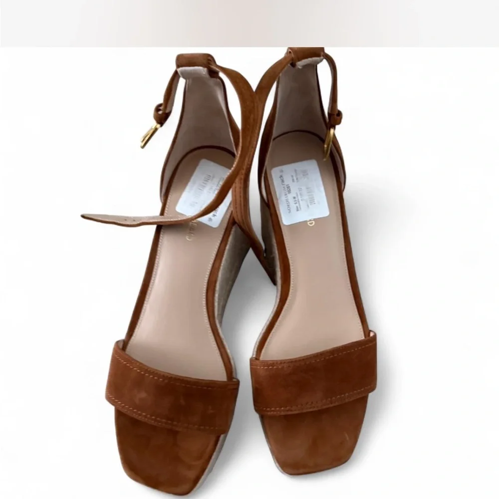 Veronica Beard Tan Wedge Sandals
